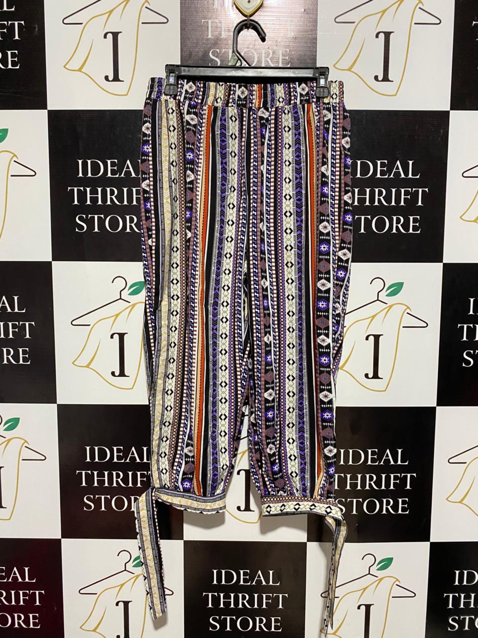 EMERY ROSE |L| WAIST 28| B5| VIBRANT BOHO ETHNIC PRINT TIE-CUFF CROPPED PANTS