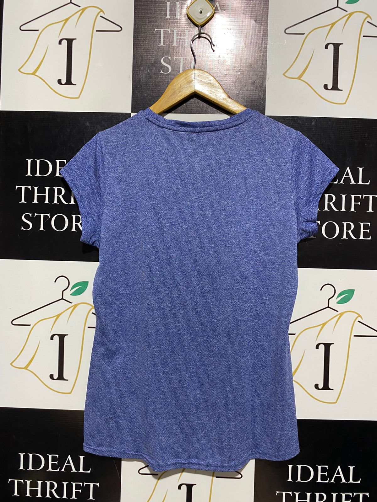 PUMA |M| BUST 19| B6| WOMEN'S ACTIVEWEAR GRAPHIC T-SHIRT