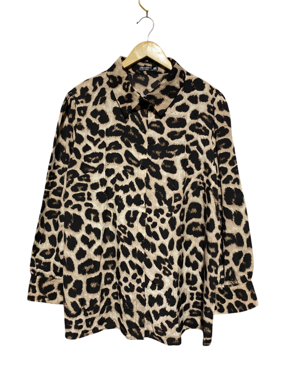 SHEIN CURVE |XL| BUST 24| B6| CLASSIC LEOPARD PRINT BUTTON-DOWN SHIRT