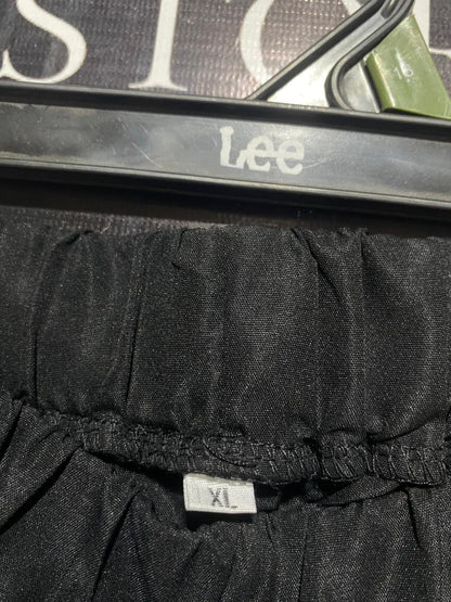 |XL| WAIST 30| B6| BLACK WIDE LEG PANTS WITH DANDELION EMBROIDERY