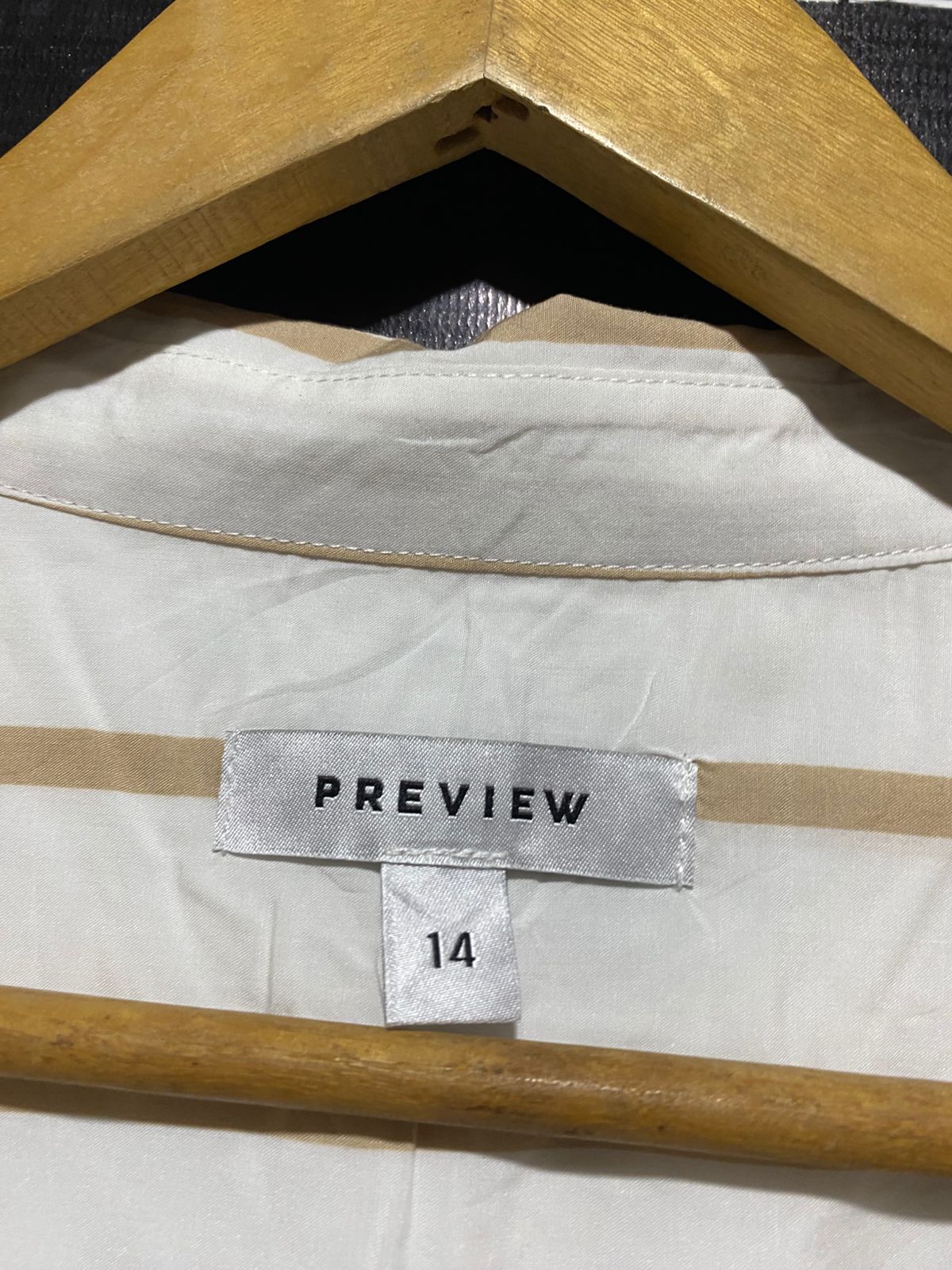 PREVIEW |XL| BUST 24| B6| PREVIEW TAN AND WHITE VERTICAL STRIPED BUTTON-DOWN SHIRT