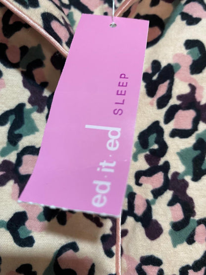 ED IT ED |M| B7| LUXURY PINK LEOPARD PRINT PAJAMA SET – CLASSIC BUTTON-DOWN SLEEPWEAR