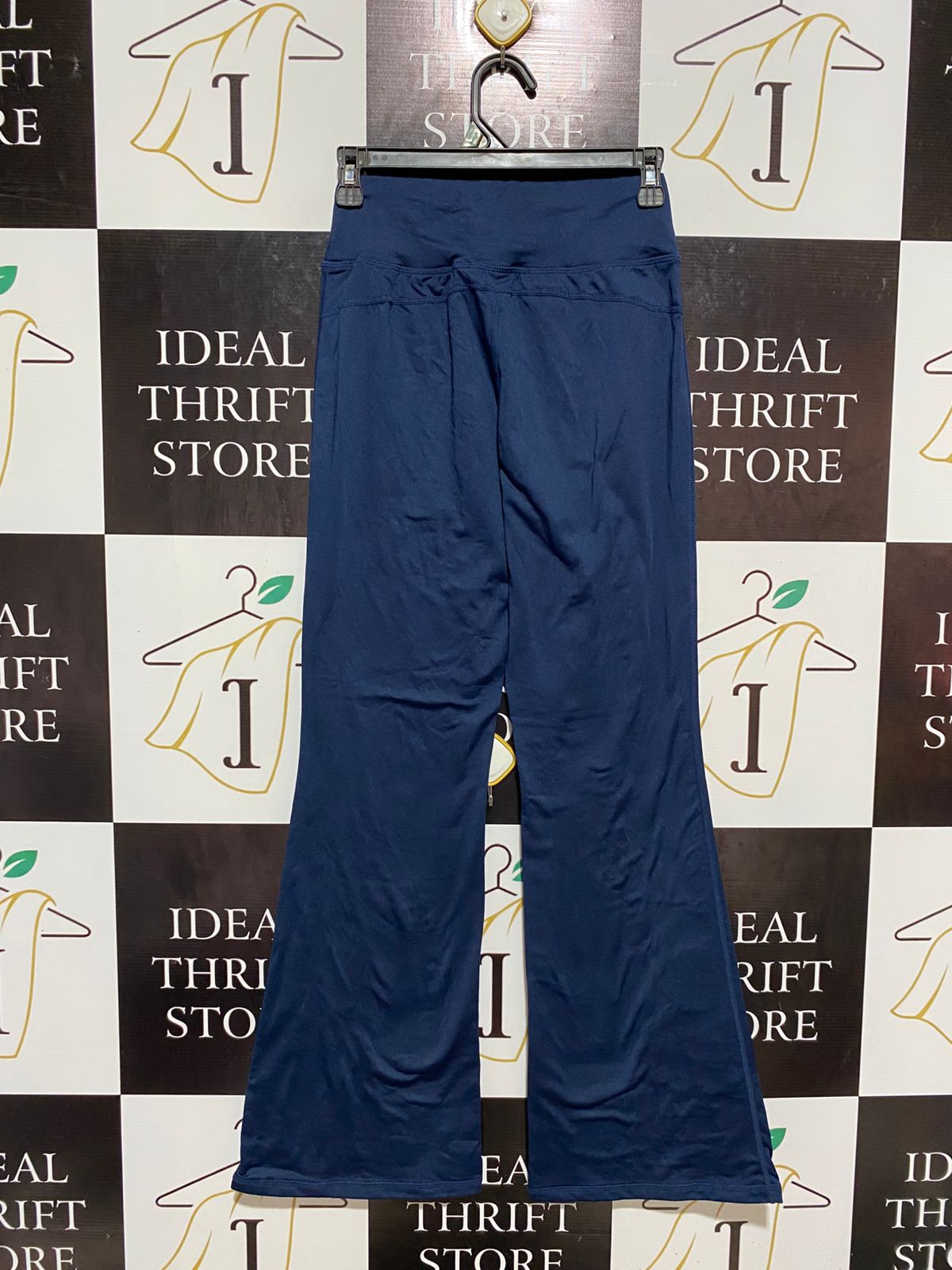 |S| WAIST 24| B7| WOMEN'S HIGH-WAISTED FLARE YOGA PANTS IN NAVY BLUE