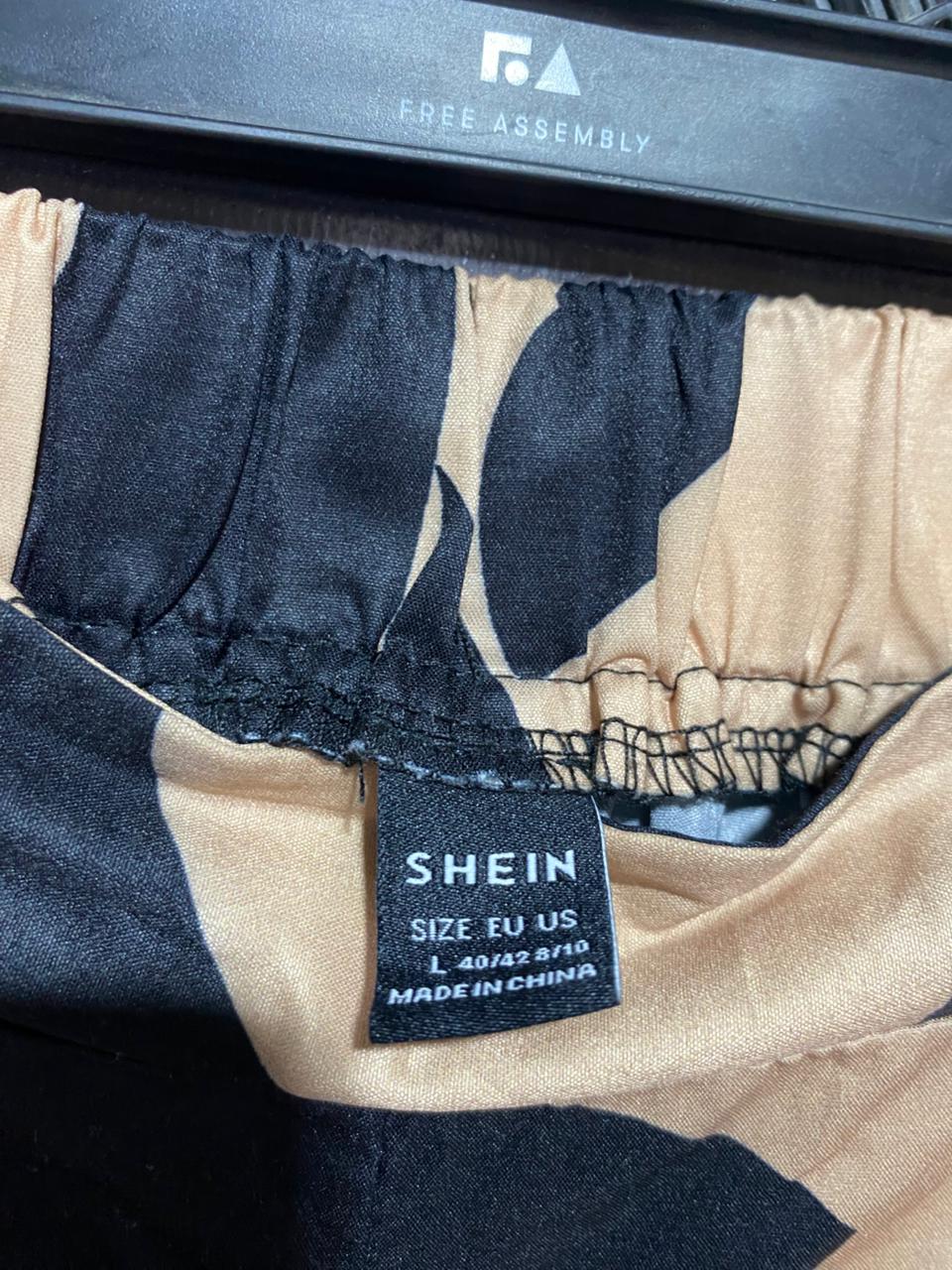 SHEIN |L| WAIST 28| B7| WOMEN'S BOLD ABSTRACT LEAF PRINT WIDE-LEG PALAZZO PANTS