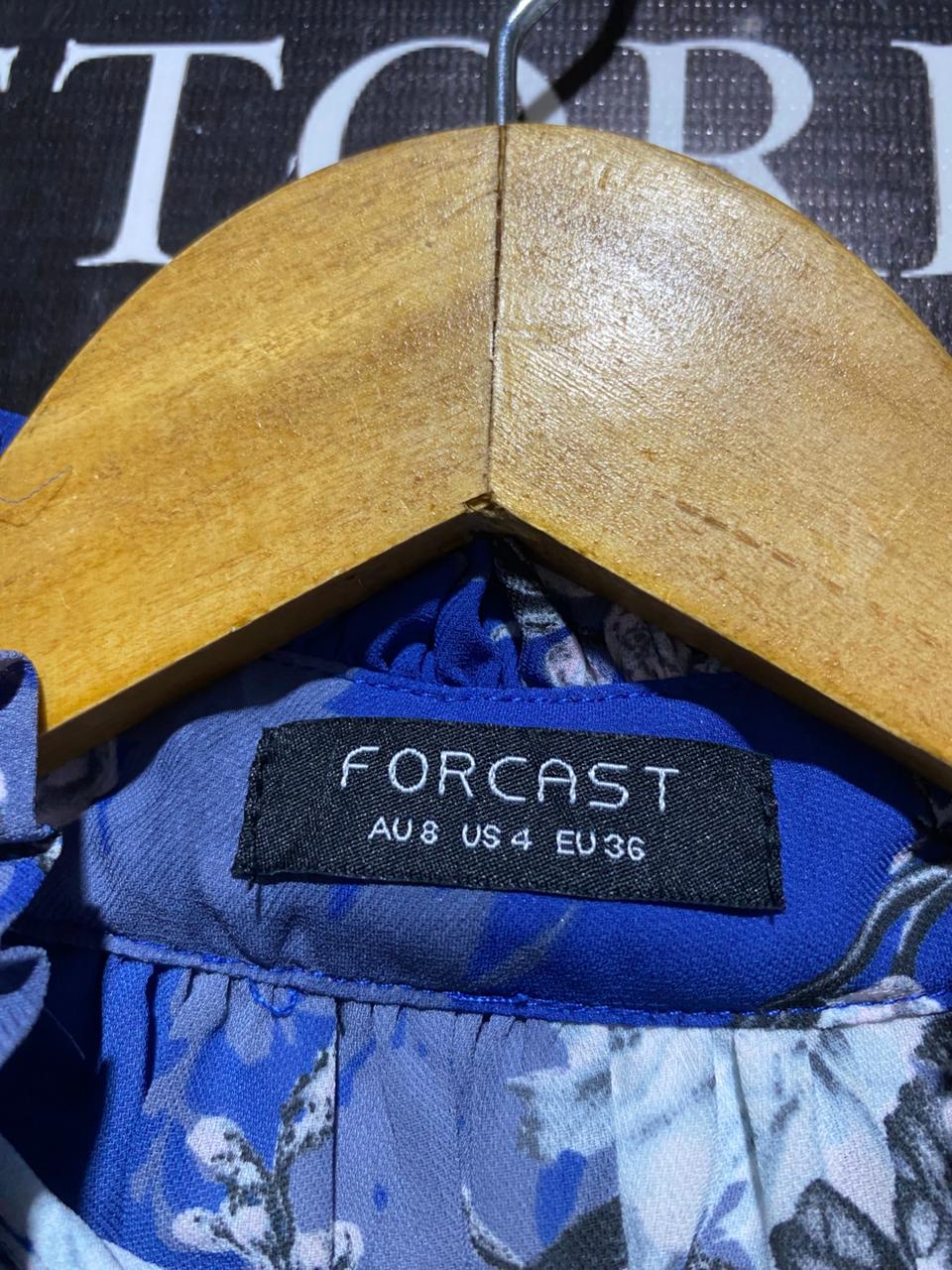 FORCAST |M| BUST 19| B6| ROYAL BLUE FLORAL RUFFLE HIGH NECK BLOUSE