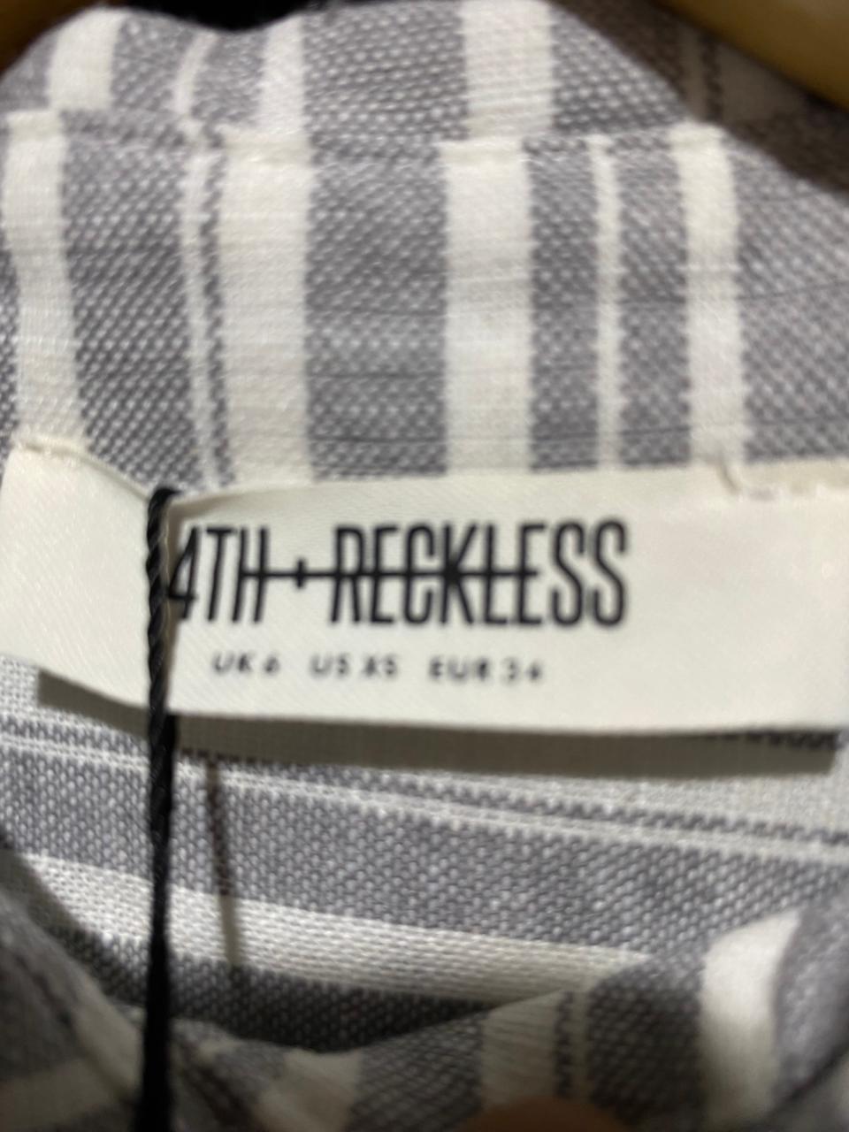 4TH RECKLESS |XL| BUST 25| B7| PREMIUM OVERSIZED STRIPED BUTTON-DOWN COTTON SHIRT
