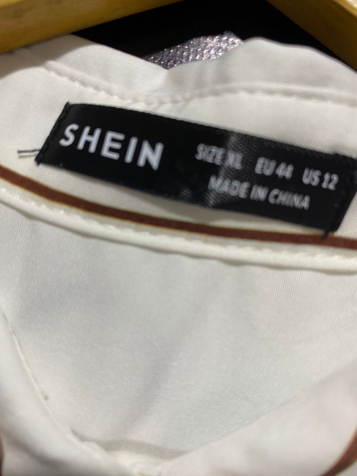 SHEIN | XL| BUST 25| B7| PREMIUM VERTICAL STRIPE BUTTON-DOWN OVERSIZED SHIRT