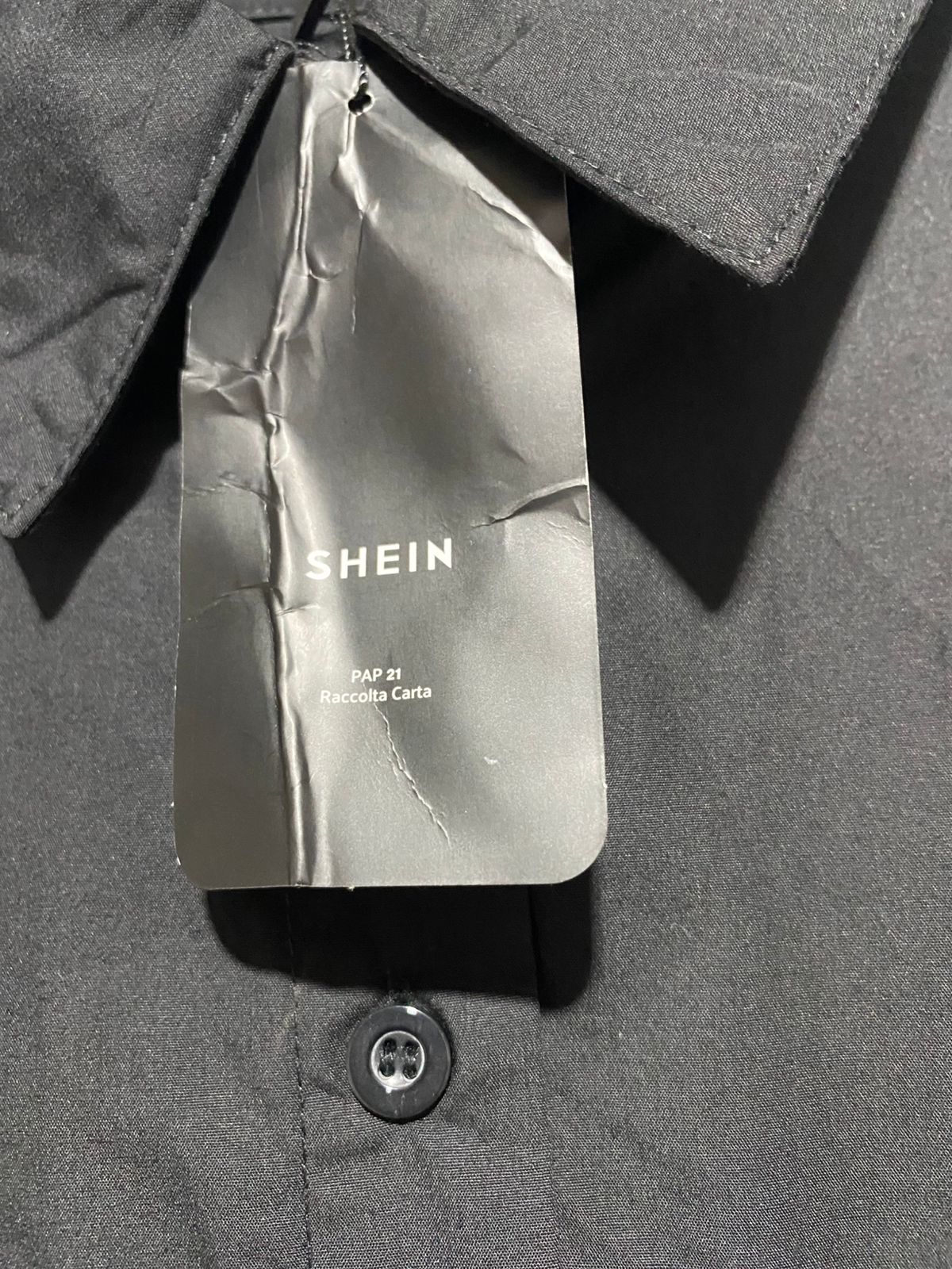 HAUTE SHEIN |XXL|BUST FREE| B7| BLACK OVERSIZED DECONSTRUCTED SHOULDER BUTTON-DOWN SHIRT