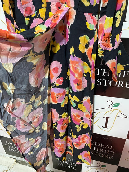ESSENTILE |L| BUST 19| B8| ANTWERP FLORAL V-NECK MAXI DRESS