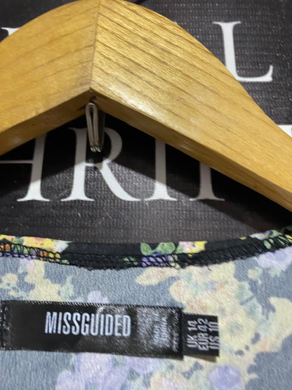 MISSGUIDED |L| BUST 20| B8| VINTAGE FLORAL V-NECK MAXI DRESS WITH WAIST TIE