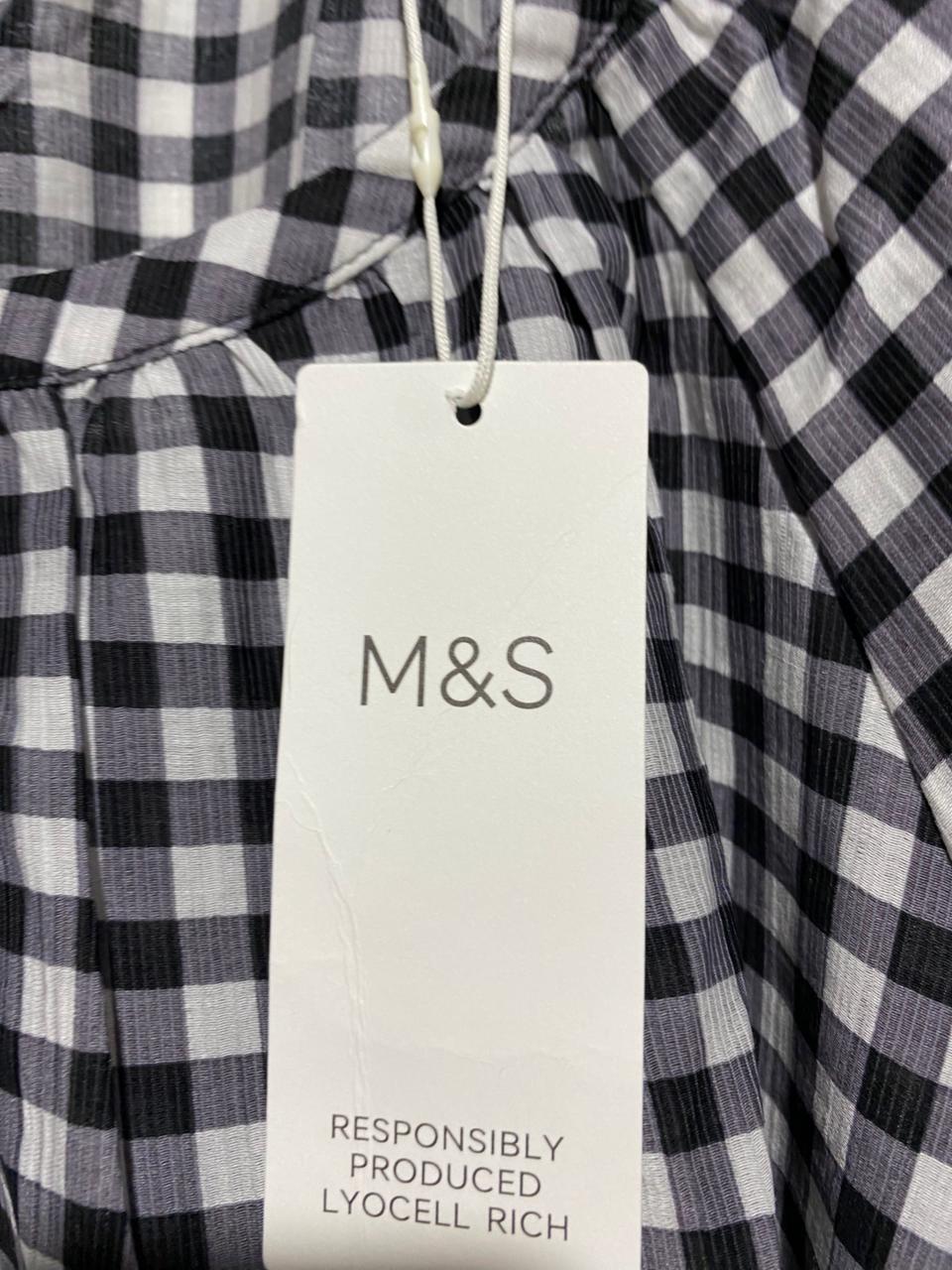 M&S |L| BUST 24| B8| BLACK AND WHITE GINGHAM PUFF SLEEVE BLOUSE