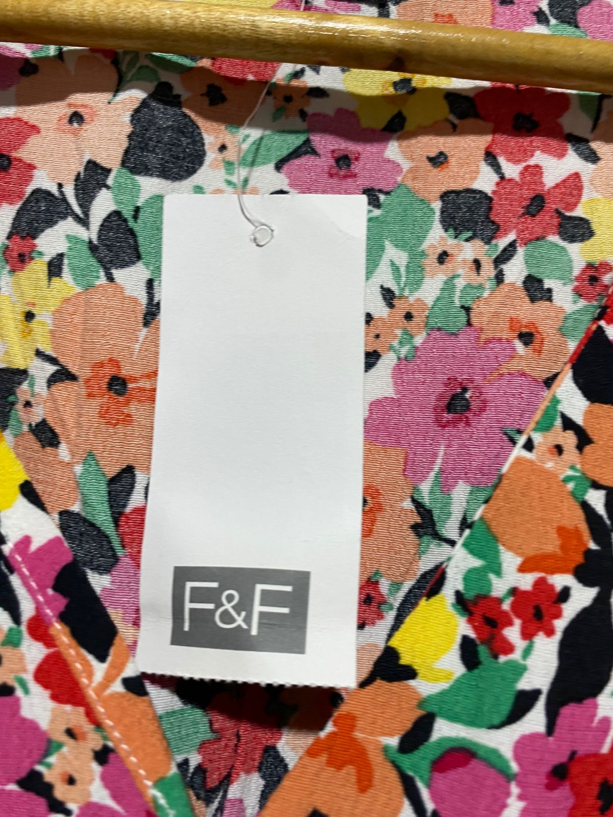 F&F |L| BUST 19| B7| MULTICOLOR VIBRANT FLORAL V-NECK PEPLUM BLOUSE