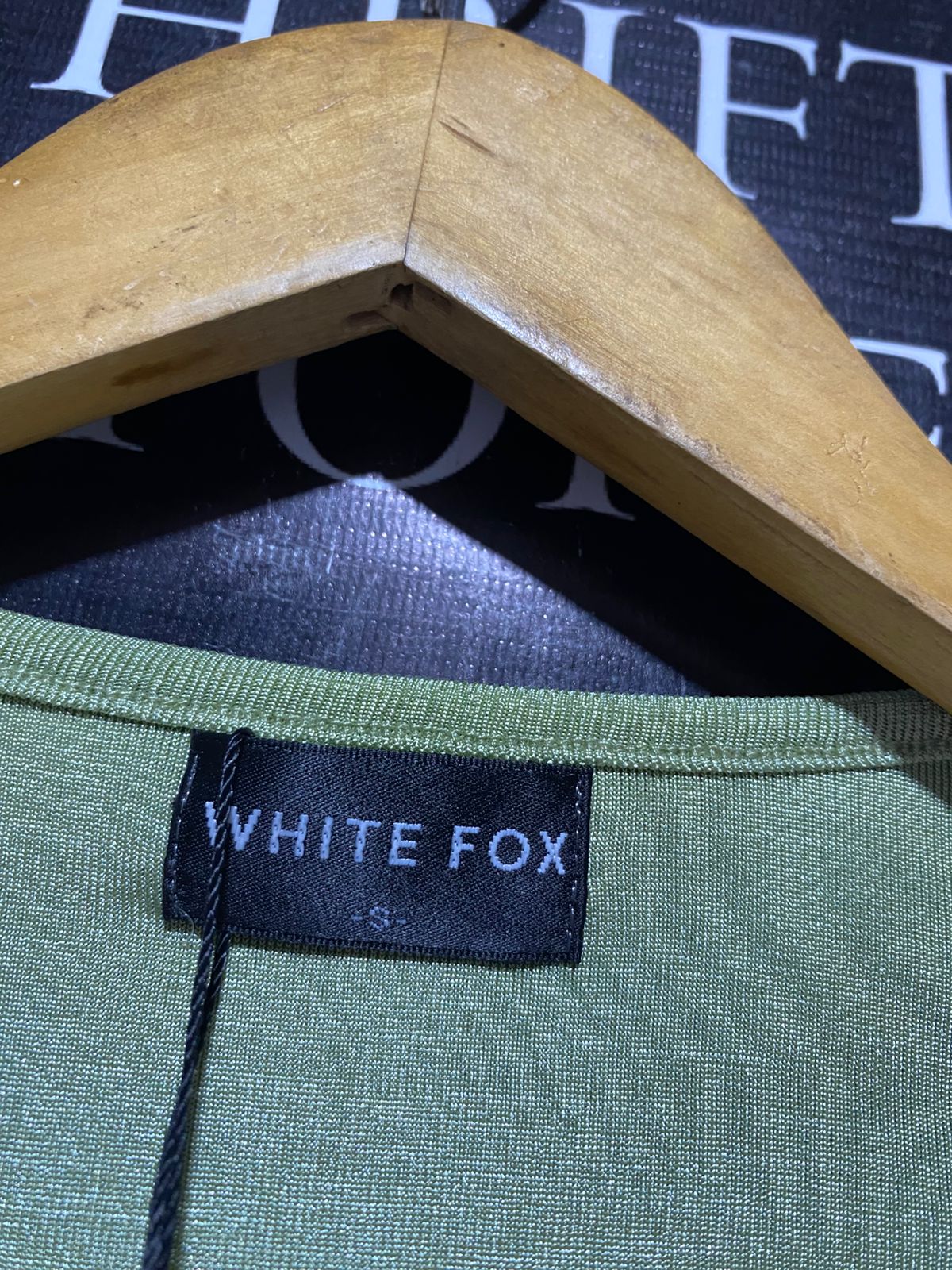 WHITE FOX |S| BUST 14| B8| LIME GREEN SHIMMER SLEEVELESS MAXI DRESS