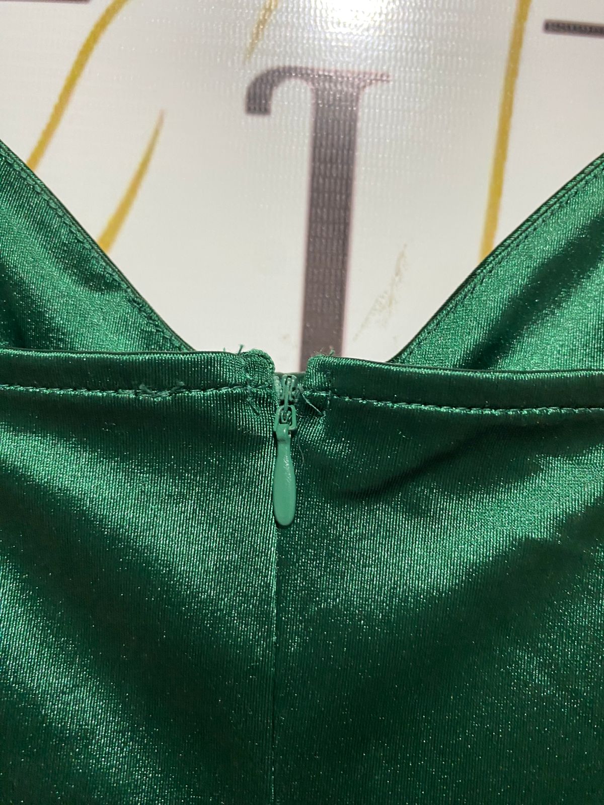 QUIZ |M| BUST 16| B8| EMERALD GREEN SATIN CORSET MIDI DRESS