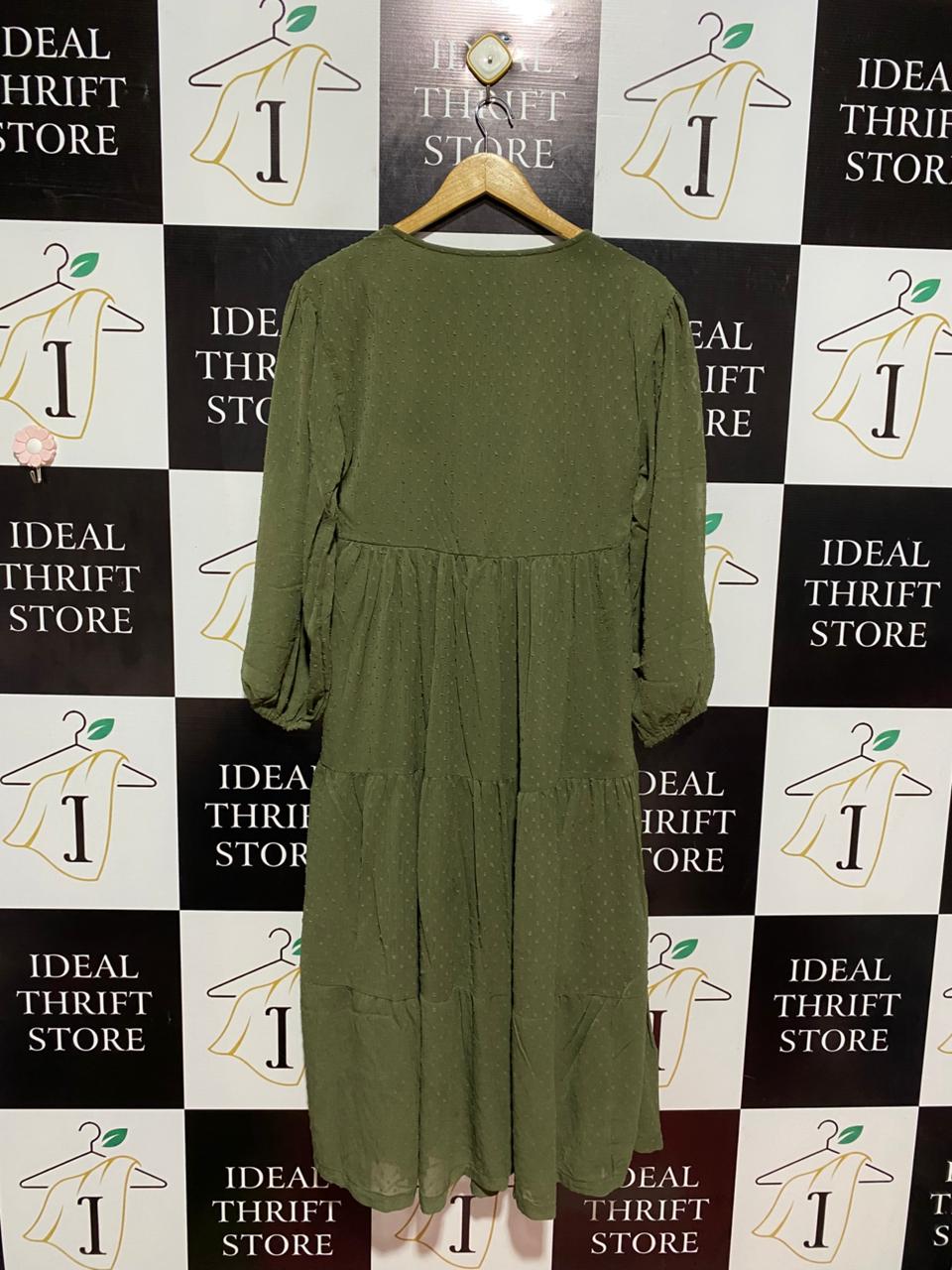 STRADIVARIUS |S| BUST 17| B8| OLIVE GREEN SWISS DOT TIERED MIDI DRESS