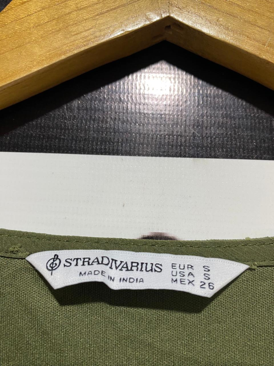STRADIVARIUS |S| BUST 17| B8| OLIVE GREEN SWISS DOT TIERED MIDI DRESS