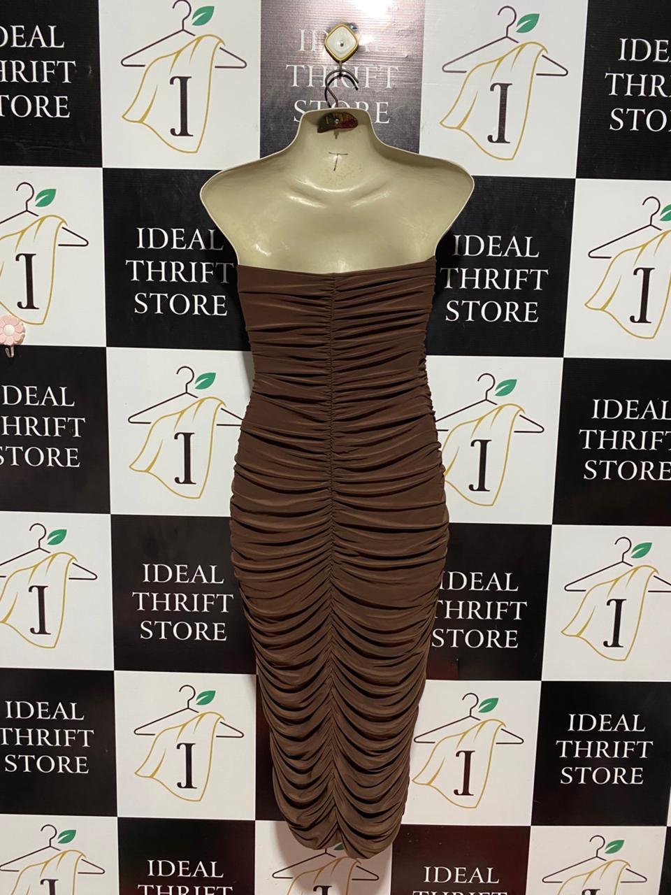CLUBL|M| BUST 15| B8| STUNNING STRAPLESS ALL-OVER RUCHED BODYCON MIDI DRESS IN CHOCOLATE BROWN