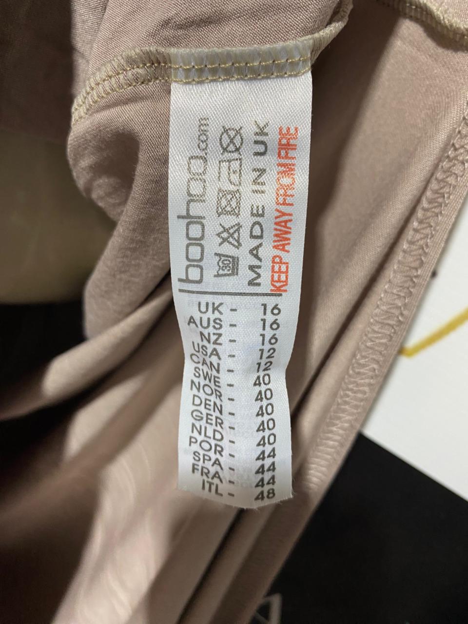 BOOHOO |L| BUST 17| B8| MINIMALIST HALTER NECK MAXI DRESS IN SOFT DUSTY ROSE