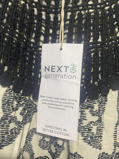 NEXT | L| BUST 22| B8| GENERATION BOHEMIAN GEOMETRIC PRINT TOP WITH CROCHET