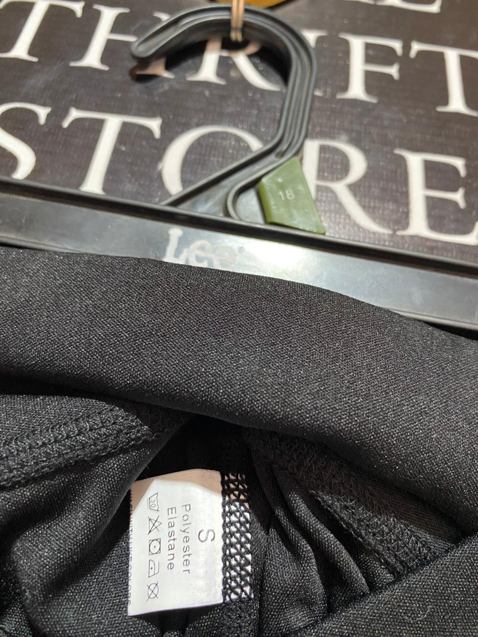 |S| WAIST 26| B8| PREMIUM HIGH-WAISTED BLACK FLARE YOGA PANTS