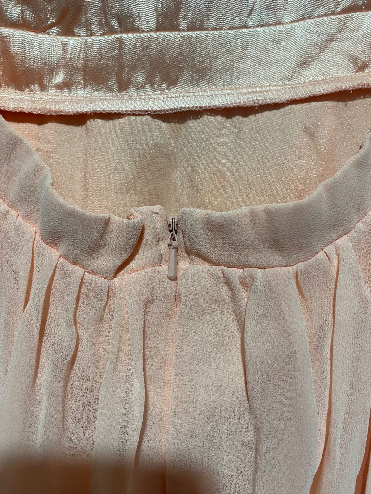 QUIZ |M| BUST 15| B9| CLOTHING SEQUIN EMBELLISHED HALTER MAXI DRESS