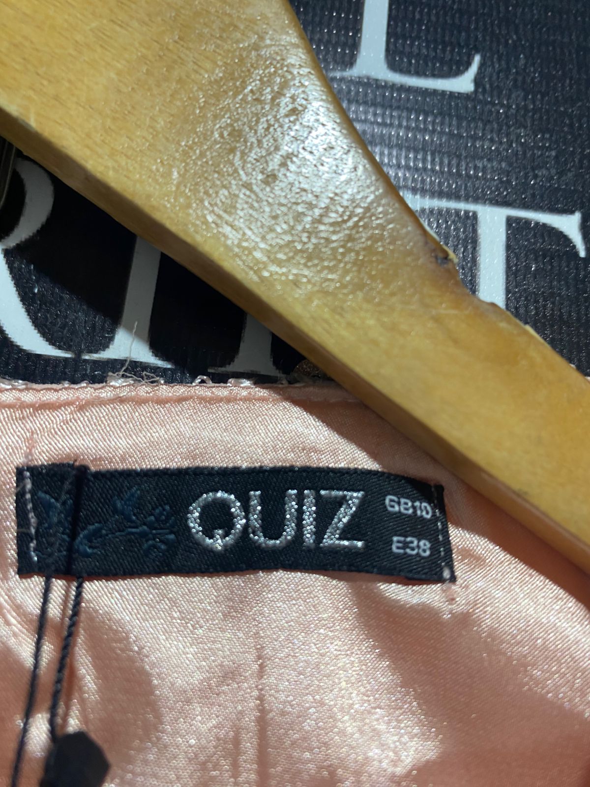 QUIZ |M| BUST 15| B9| CLOTHING SEQUIN EMBELLISHED HALTER MAXI DRESS