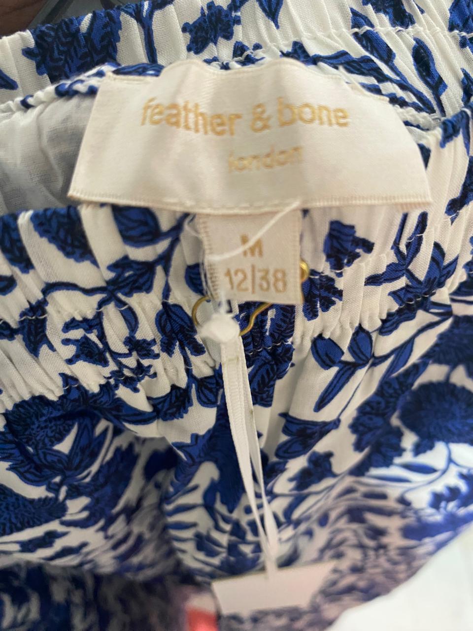 FEATHER & BONE |M| WAIST 28| B9| BLUE AND WHITE FLORAL TIERED MAXI SKIRT