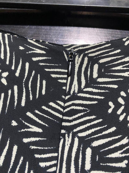 ATMOSPHEHE |S| WAIST 27| B8| PREMIUM BLACK AND WHITE GEOMETRIC AZTEC PRINT MAXI SKIRT