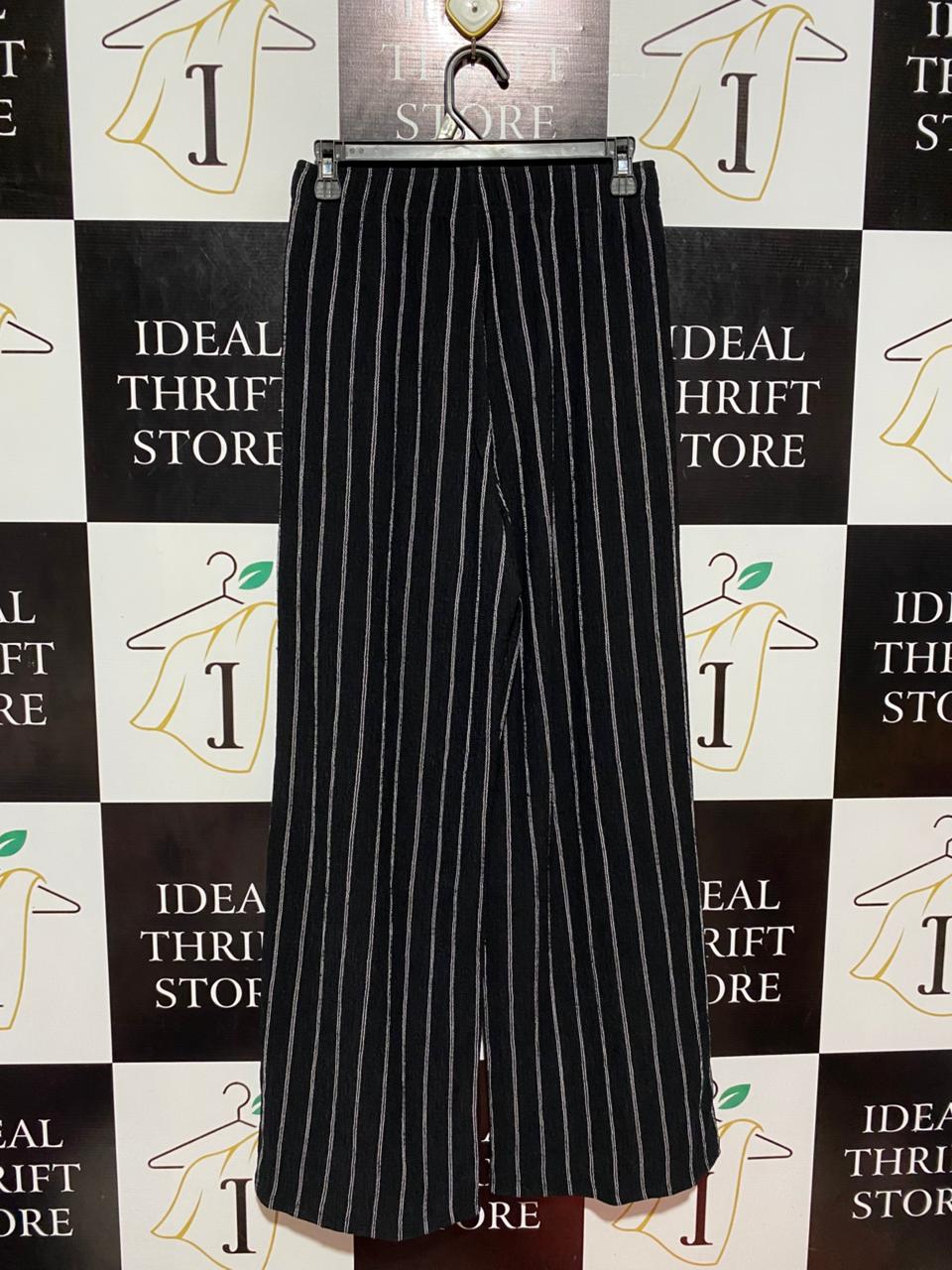 F&F |S| WAIST 26| B8| CLASSIC BLACK AND WHITE VERTICAL STRIPED WIDE-LEG TROUSERS
