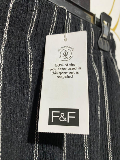 F&F |S| WAIST 26| B8| CLASSIC BLACK AND WHITE VERTICAL STRIPED WIDE-LEG TROUSERS