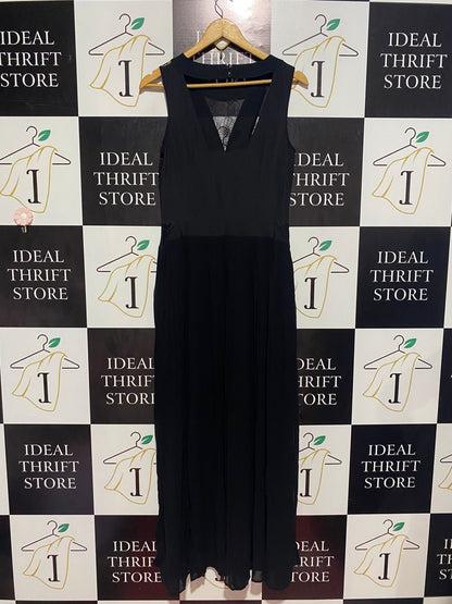 OASIS |M| BUST 17| B9| ELEGANT BLACK SLEEVELESS MAXI DRESS WITH LACE PANELING