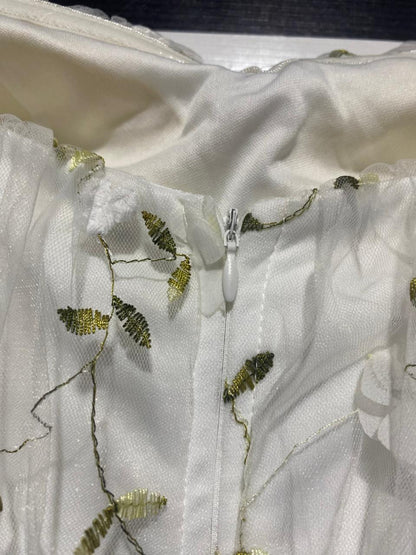 |S| BUST 15 | B9| WHITE FLORAL EMBROIDERED TULLE MAXI DRESS