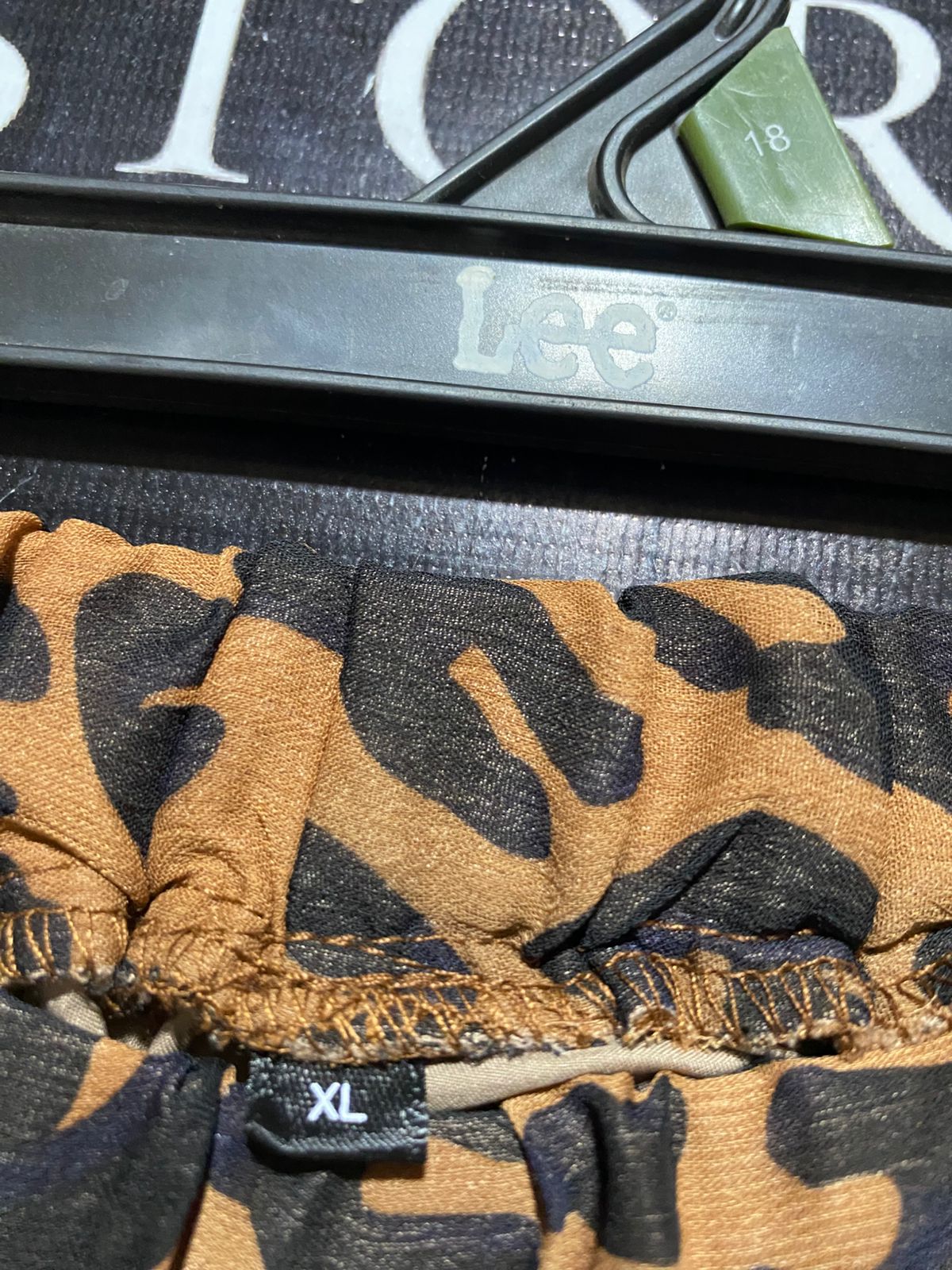 | XL| WAIST 30| B9| ZARA LEOPARD PRINT MAXI SKIRT