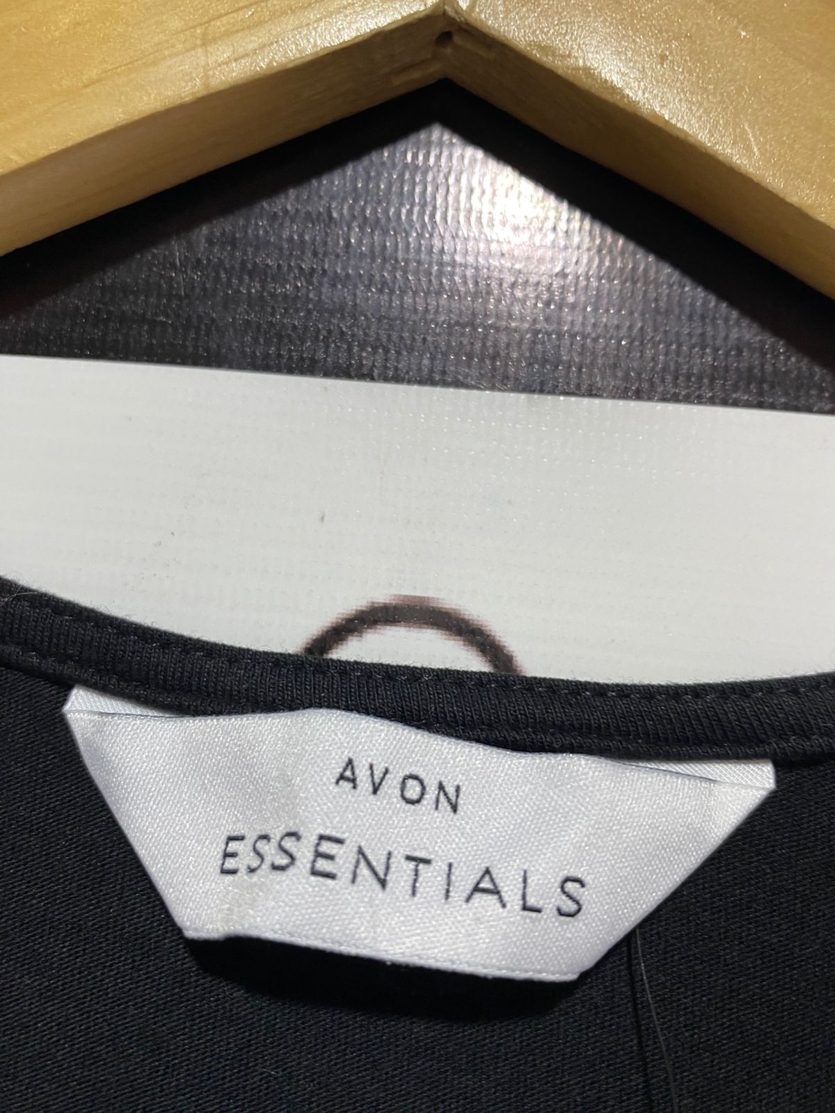 AVON | L| BUST 20| B10| MARKS & SPENCER ESSENTIALS BLACK COTTON CREW NECK T-SHIRT