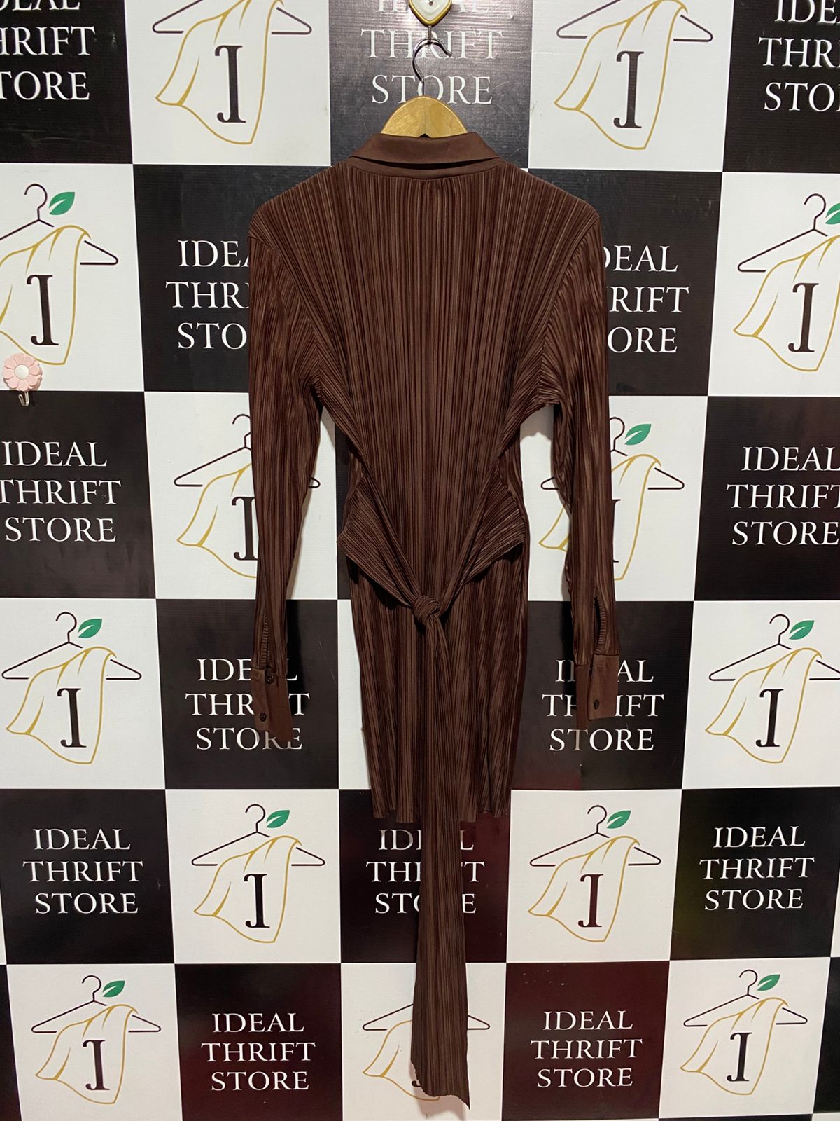 MISSGUIDED | M| BUST 18| B 10| MANGO BROWN PLISSÉ BUTTON-DOWN MINI DRESS