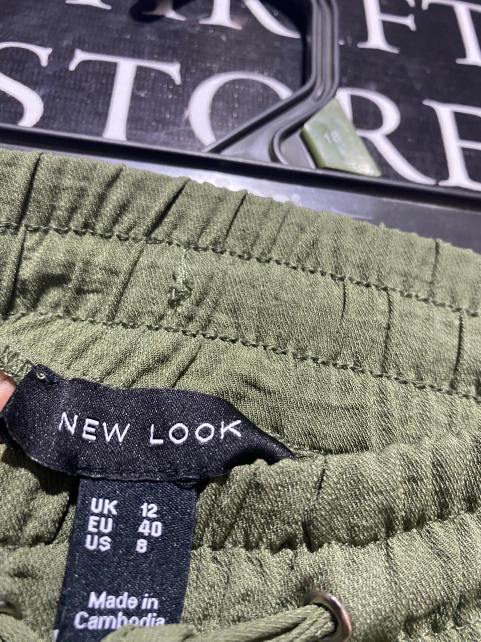 NEW LOOK |L| WAIST 32| B9| WOMEN'S PREMIUM OLIVE GREEN TEXTURED CARGO JOGGERS