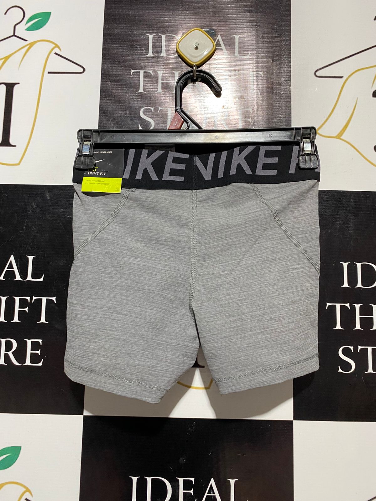NIKE |XS| WAIST 24| B10| WOMEN'S DRI-FIT HEATHERED GREY TRAINING SHORTS
