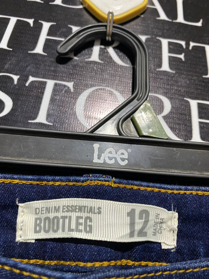 BOOTLEG |L| WAIST 30| B10| WOMEN'S MID-RISE BOOTCUT INDIGO DENIM JEANS