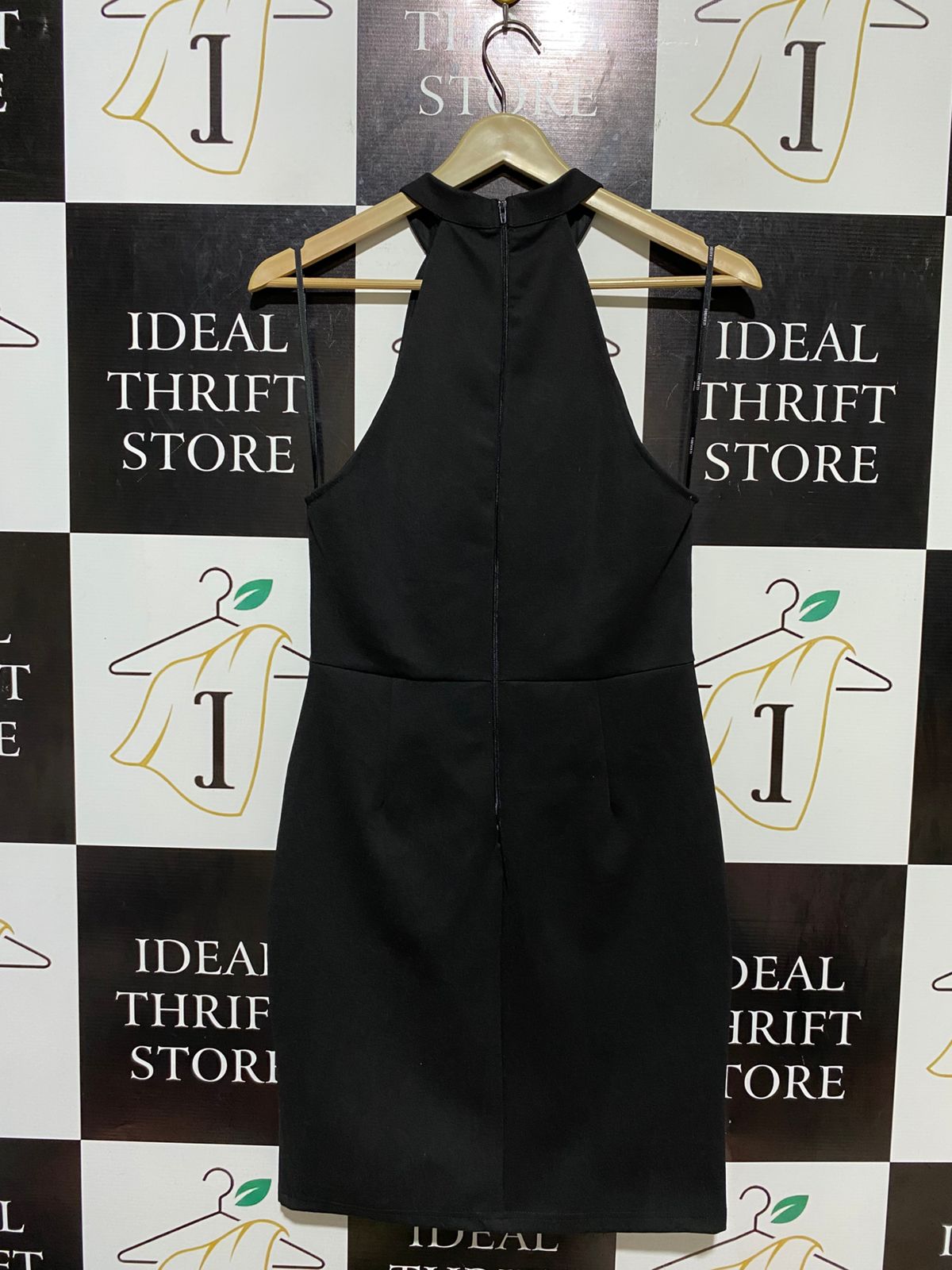 FOREVER |M| BUST 16| B10| WOMEN'S LACE-UP HALTER MINI BODYCON DRESS BLACK