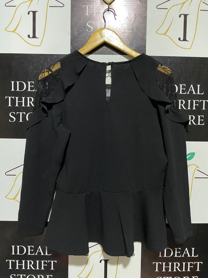 CROSS ROADS |L| BUST 20| B10| WOMEN'S LACE PANEL RUFFLE PEPLUM TOP BLACK