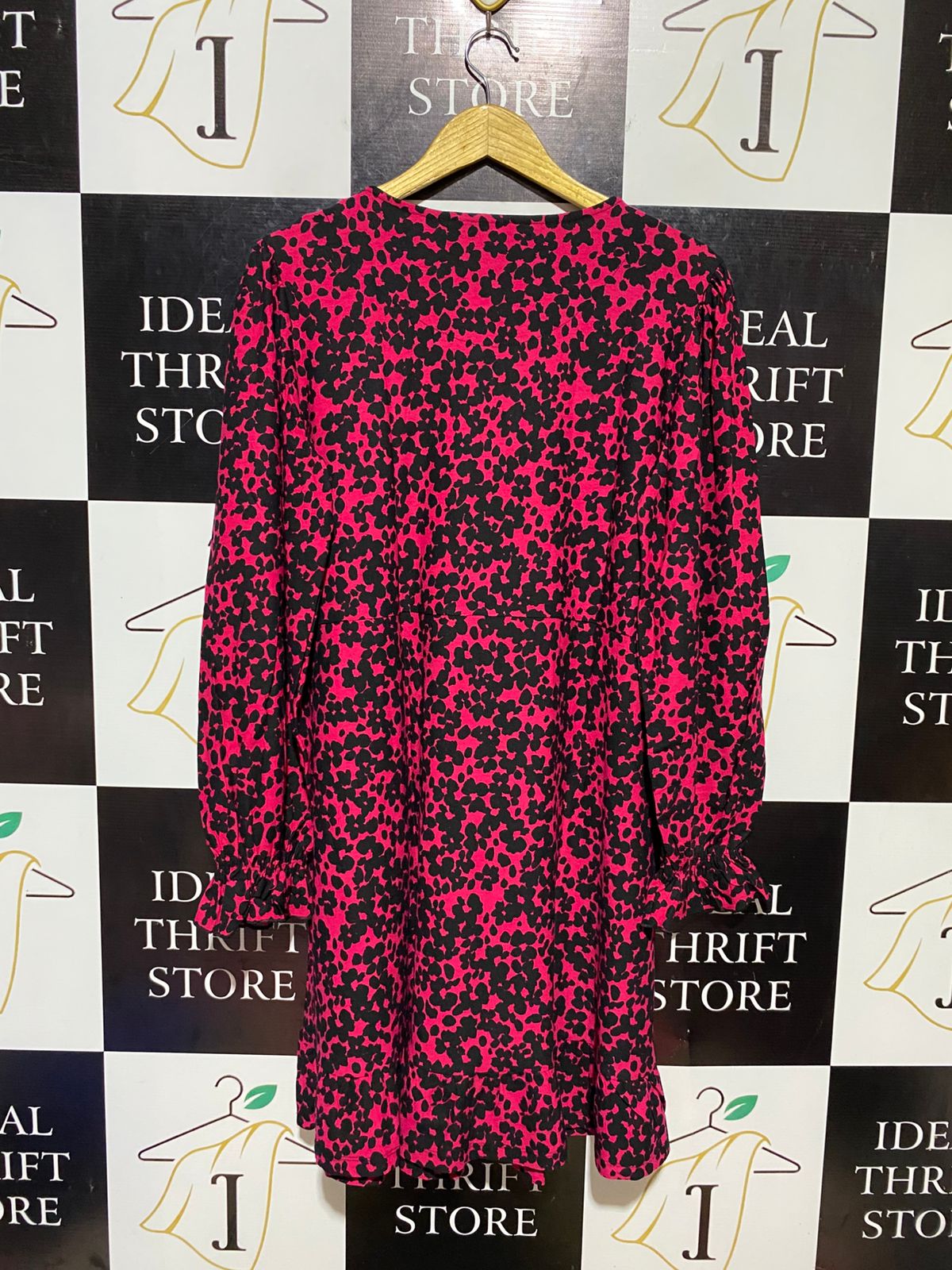 F&F |L| BUST 20| B13| PINK AND BLACK FLORAL SMOCK MINI DRESS