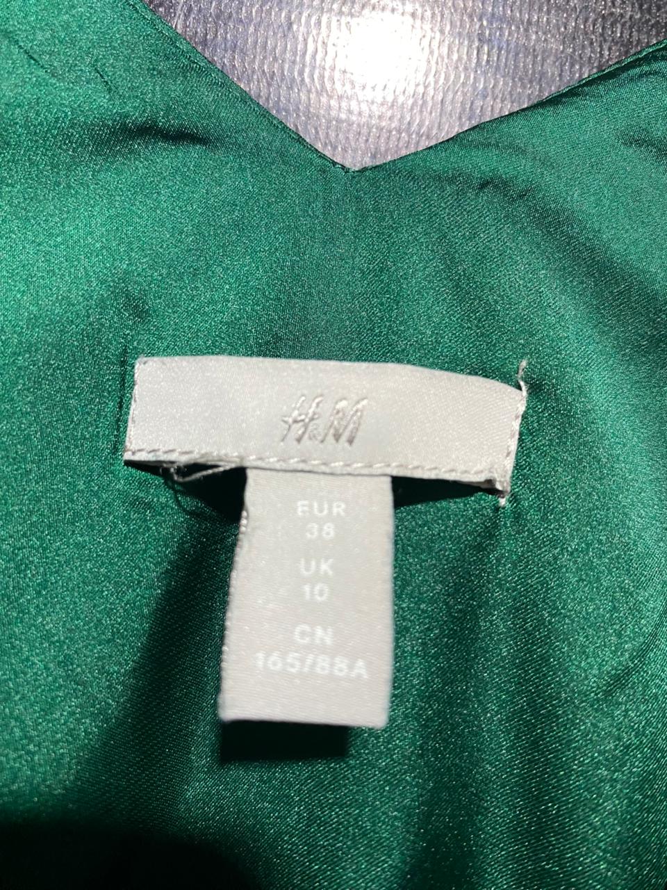 H&M |M| BUST 17| B13| EMERALD GREEN SILKY V-NECK MAXI DRESS