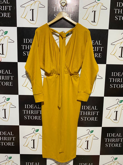 |M| BUST FREE| B13| WOMEN’S MUSTARD YELLOW SURPLICE MIDI DRESS