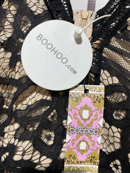 BOOHOO |M| BUST FREE| B13| PREMIUM BLACK CROCHET LACE MINI DRESS WITH NUDE LINING