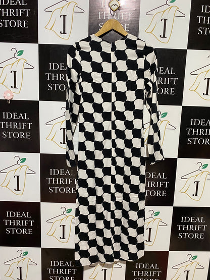 PRIMARK |M| BUST 15| B13| BLACK AND WHITE GEOMETRIC WAVE PRINT MIDI DRESS