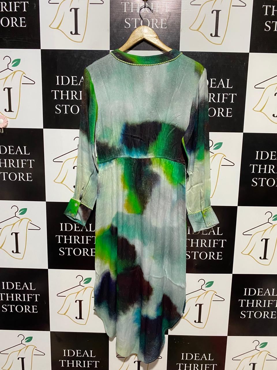 BINK |L| BUST 18| B13| VIBRANT MULTICOLOR ARTISTIC DESIGN WITH BUTTON-DOWN FRONT