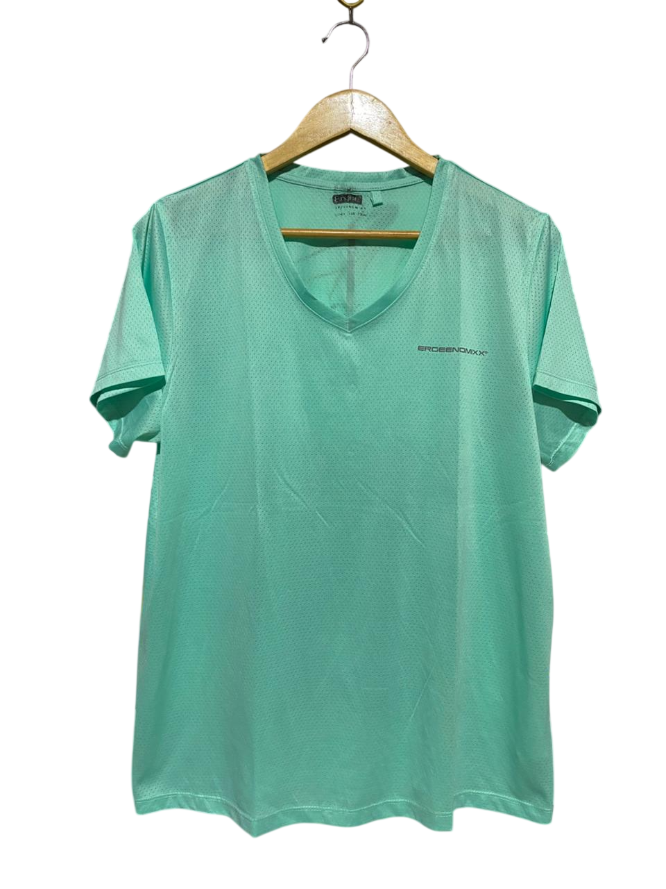 ERGEE |L| BUST 21| B14| MINT GREEN PERFORMANCE V-NECK SPORTS T-SHIRT
