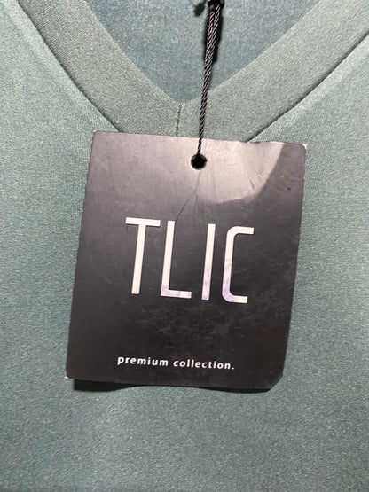 TLICAIO |M| BUST 15| B14| PREMIUM COLLECTION DARK SAGE LONG SLEEVE V-NECK TOP