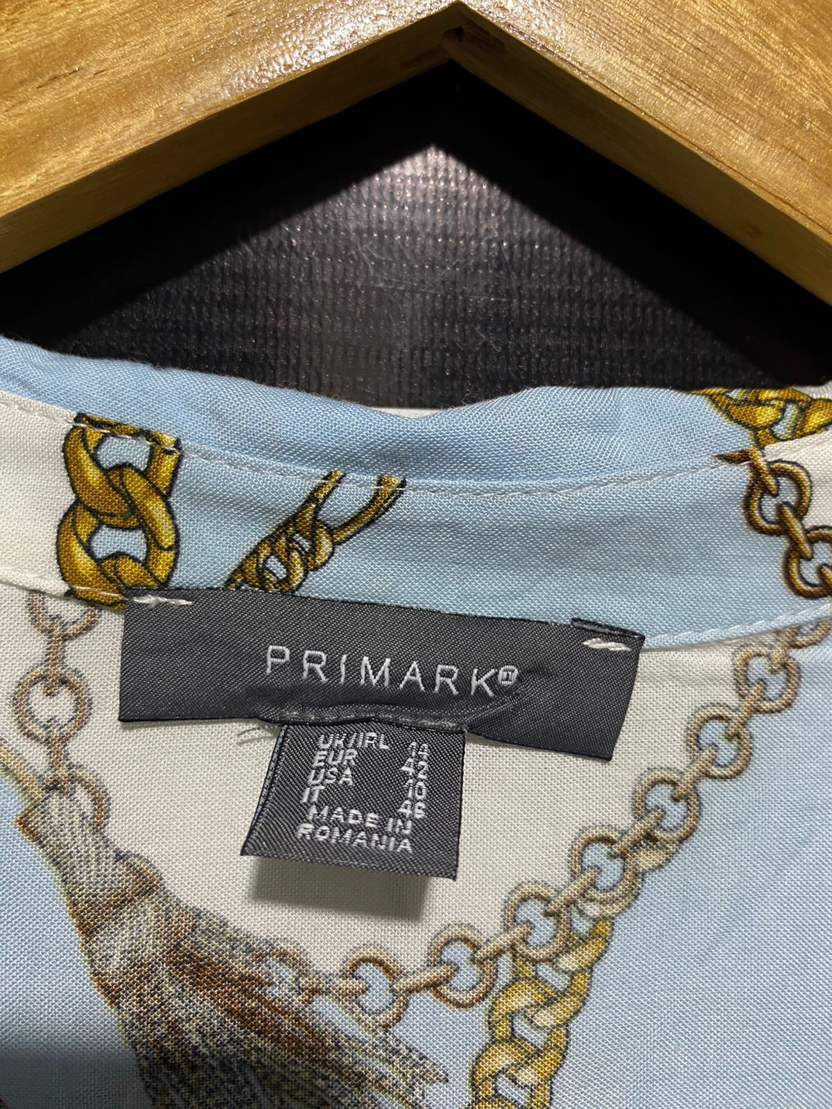 PRIMARK |XL| BUST 23| B15| VINTAGE INSPIRED LIGHT BLUE AND WHITE BAROQUE CHAIN PRINT OVERSIZED SHIRT