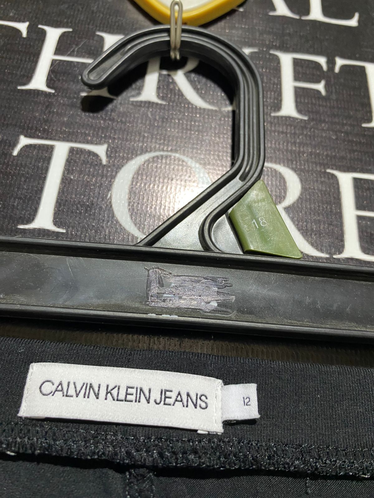 CALVIN KLEIN |XS| WAIST 24| B15| BLACK LOGO PRINT FULL-LENGTH LEGGINGS